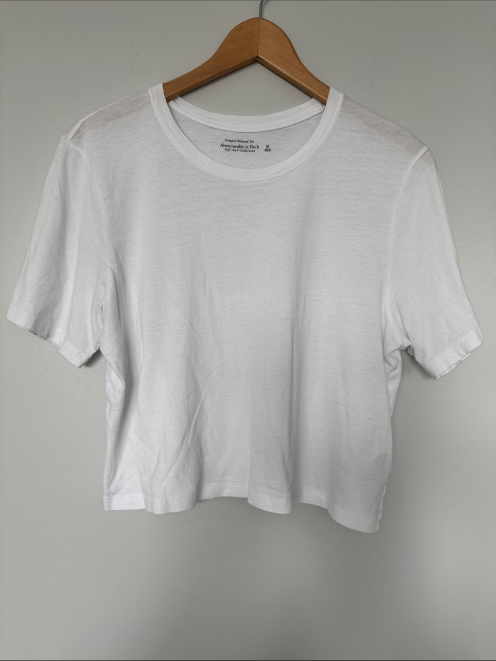 Abercrombie & Fitch Soft A&F Cropped Relaxed Tee White Size Medium